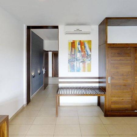 Amagi Aria Airport Transit Hotel Negombo Rum bild